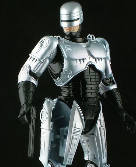 NECA RoboCop with Spring Loaded Holster Figure Review | Pixel-Dan.com