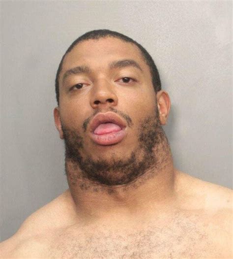 NFL Player's Funny Mugshot May Spark a Viral Portrait Pose Called ...