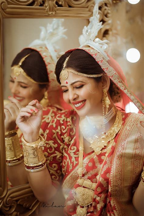 Top 13 Beautiful Bridal Bindi Designs You Should Try In 2022