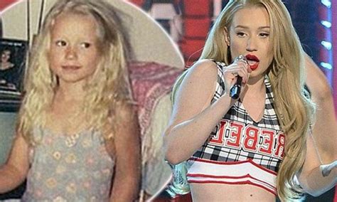 Iggy Azalea Young Photos / Iggy Azalea Is The Face Of Forever 21 S ...