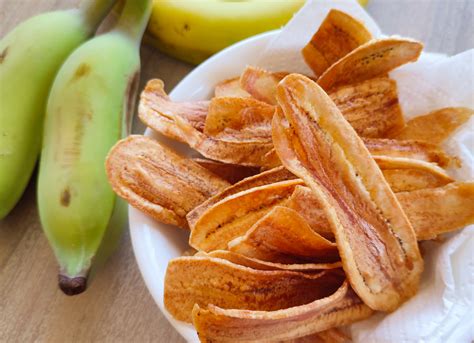 Homemade banana chips recipe - The Foodie's Avenue