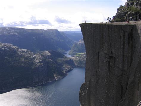 File:Norway Preikestolen.jpg - Wikipedia