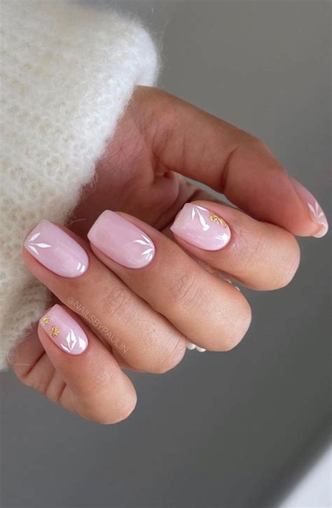 Chic Summer Nail Ideas Embrace the Season with Style : Subtle Nails