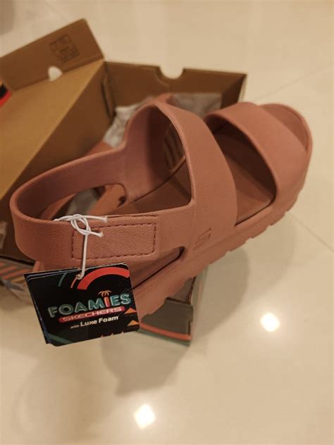 Skechers foamies, Women's Fashion, Footwear, Sandals on Carousell