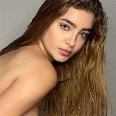 How Old Is Laura Sahar (laurasaharrrrr)? Bio, Age, Height, Tiktok Star ...