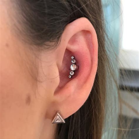 60 Best Conch Piercing Ideas - All You Need to Know (2019)