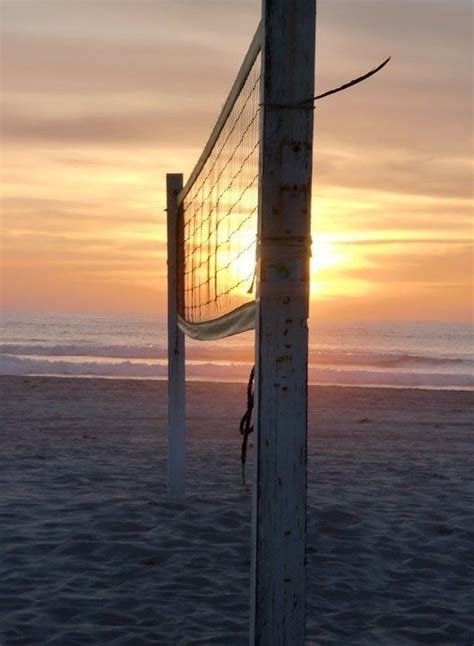 Summertime | Volleyball wallpaper, Volleyball workouts, Beach volleyball