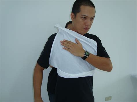 Chest / Back Bandage Application | BASIC LIFESAVING SOLUTIONS