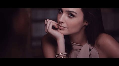 Gal Gadot (Wonder Woman) wears Gucci's Bamboo fragrance - WOW! - YouTube