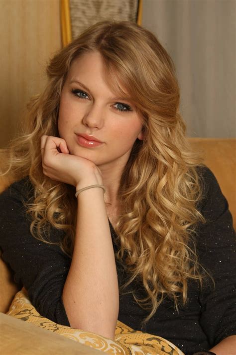 Rambut keriting, Taylor Swift, wanita, pirang, mata biru, Wallpaper HD ...