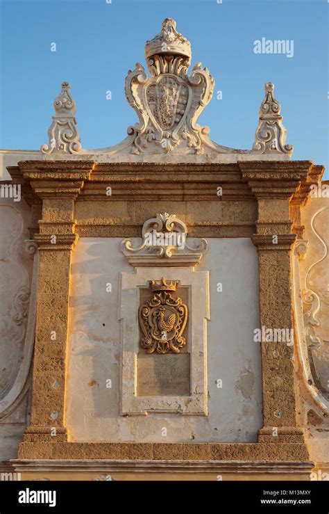 Europe,Italy,Apulia,Salento,Gallipoli,Old Town,old baroque fountain ...