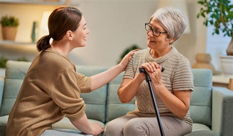 Assisted Living vs. Memory Care - What's the Difference? - Heritage ...