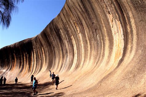 Wave Rock - The Australian Museum