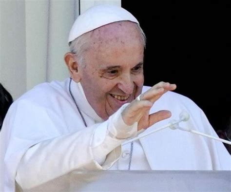 A look at Pope Francis' health over the years | AP News