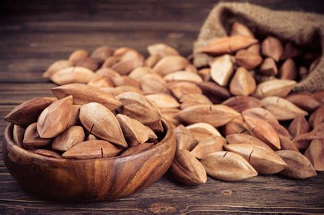 Everything You Should Know About Pili Nuts- HealthifyMe