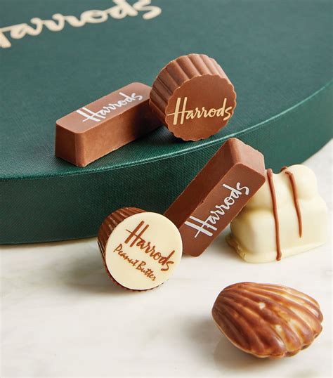 Harrods Classic Belgian Chocolate Gift Box (1.1kg) | Harrods UK