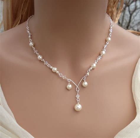 Pearl and Crystal Necklace - campestre.al.gov.br