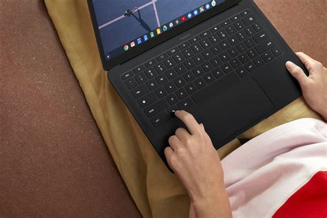 Google’s new Pixelbook Go offers premium quality, a unique design, and ...