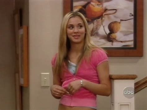 Kaley on '8 Simple Rules' - Kaley Cuoco Image (5149139) - Fanpop