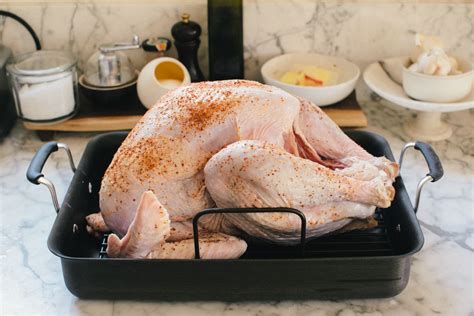 When to Take Thanksgiving Turkey Out of Freezer | The Kitchn