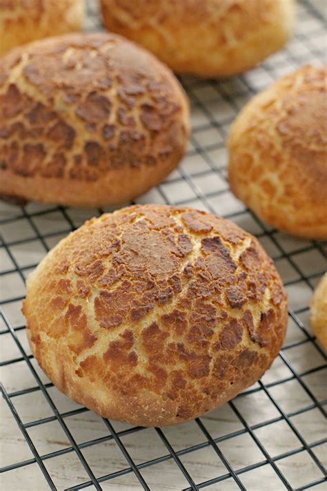 Tiger Bread Rolls – All American Holiday