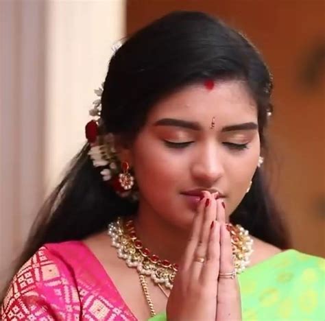 Sembaruthi: Parvathi prepares the 'padayal' - Tellyexpress