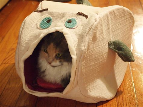 How to Sew a Fish Cat House : 8 Steps (with Pictures) - Instructables