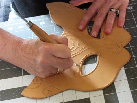 Sculpted Leather Mask Tutorial : 9 Steps (with Pictures) - Instructables