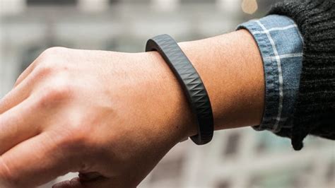 Jawbone Up review: An easy-to-wear and insightful fitness pal - CNET