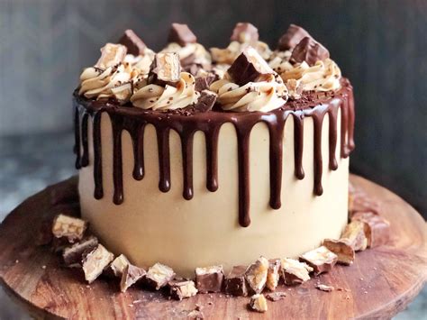 Decadent Snickers Candy Bar Cake - Cake by Courtney | Recipe | Candy ...