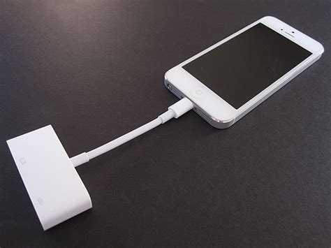 Review: Apple Lightning to VGA Adapter | iLounge