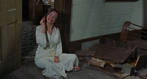 Betsy Baker in The Evil Dead (1981) | Evil dead 1981, Scary movies ...