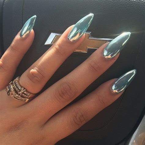 21 Stunning Chrome Nail Ideas To Rock The Latest Nail Trend - Styles Weekly