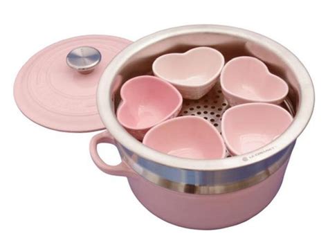 Le Creuset pink heart set | Rosa küche, Küche, Küchen helfer