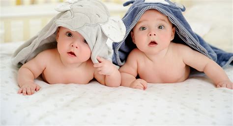 Calling All Twin Baby Models!