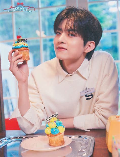 VICTON 2023 SEASON'S GREETINGS [Alice Cupcake Shop🧁] Concept Photo ...