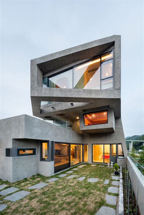 13 Modern House Exteriors Made From Concrete | CONTEMPORIST