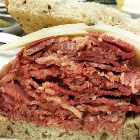 Best Corned Beef Sandwich Near Me - NEARSA