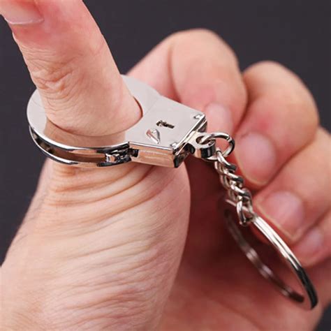 Creative Metal Key Modeling Opener Keychain Mini Simulation Handcuffs ...