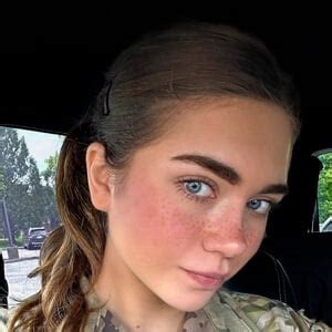 Hailey Lujan - Age, Family, Bio | Famous Birthdays