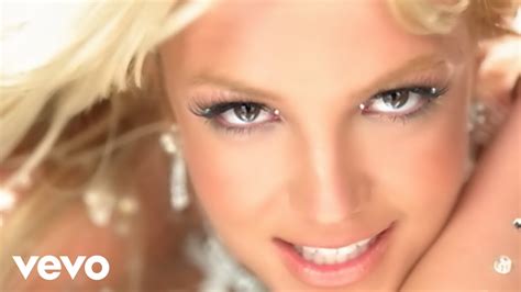 Britney Spears - Toxic (Official HD Video) - YouTube