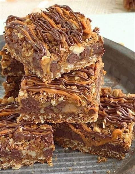 CARAMEL CHOCOLATE OATMEAL BARS - Bestyrecipes