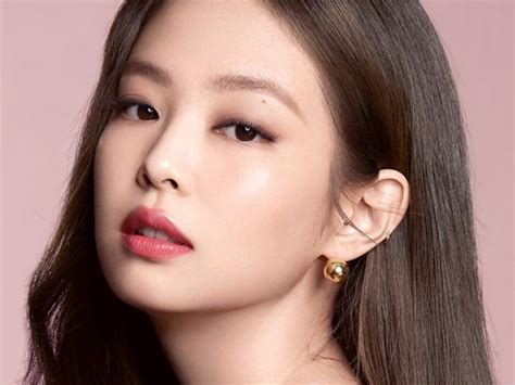 All beauty secrets of Blackpink’s Jennie's glowing skin