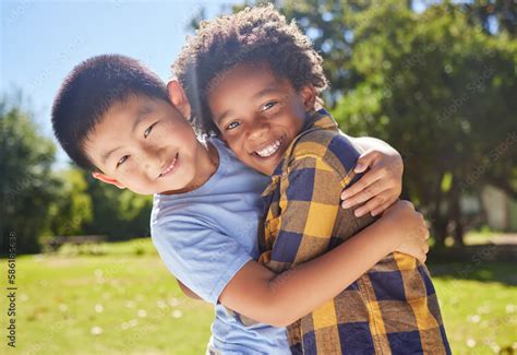 Foto de Portrait, children and friends hugging in a park together for ...