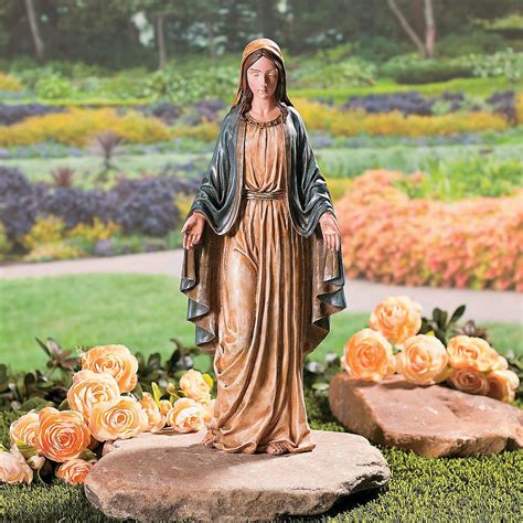 Mother Mary Statue Decoration Ideas