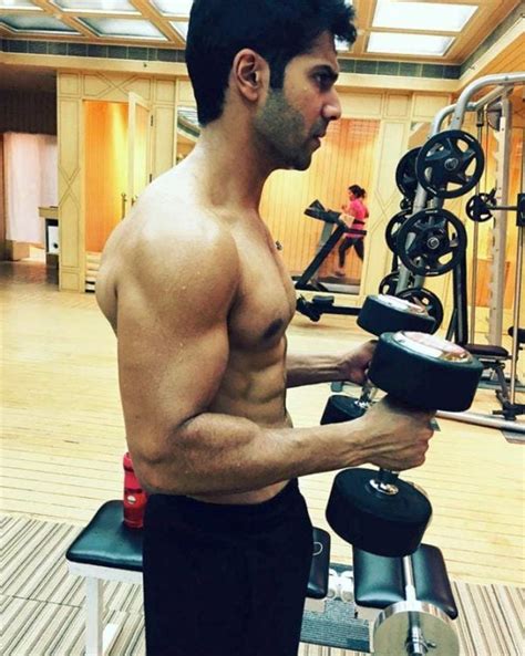 Varun Dhawan Height, Age, Wife, Girlfriend, Family, Biography ...