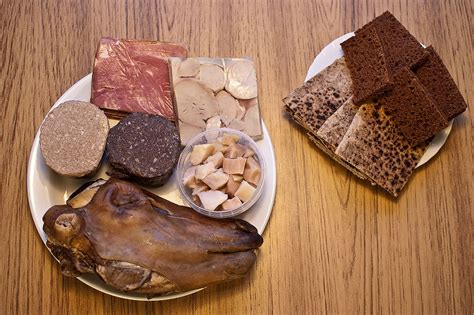 8 Weird foods of Iceland: Fermented shark to sheep’s head