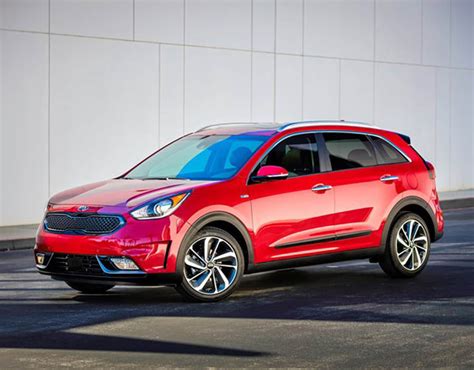 Kia Niro EV 2018 - New electric car range and specs revealed at CES ...