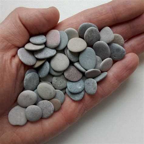 50 Small flat natural pebbles stones 10-20mm for crafts | Etsy