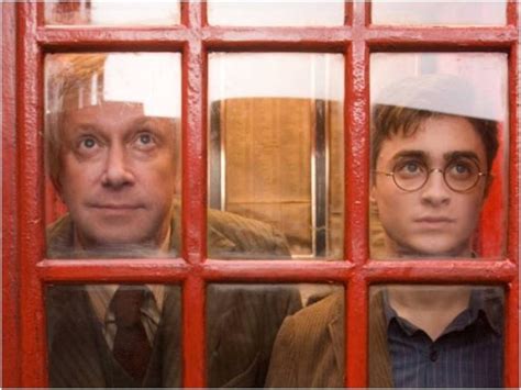 Easter Eggs In Harry Potter Movies (35 pics)